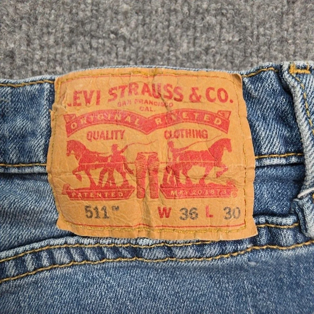 Levis 511 Jeans Mens 36x30 Blue Medium Wash Slim Straight Denim Pants Casual